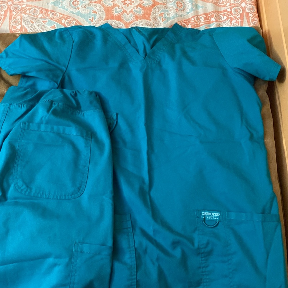 Cherokee workwear scrubs